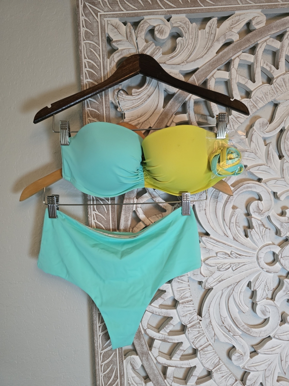 Victoria's Secret Women's Colorblock Push Up Bikini Tong Set M